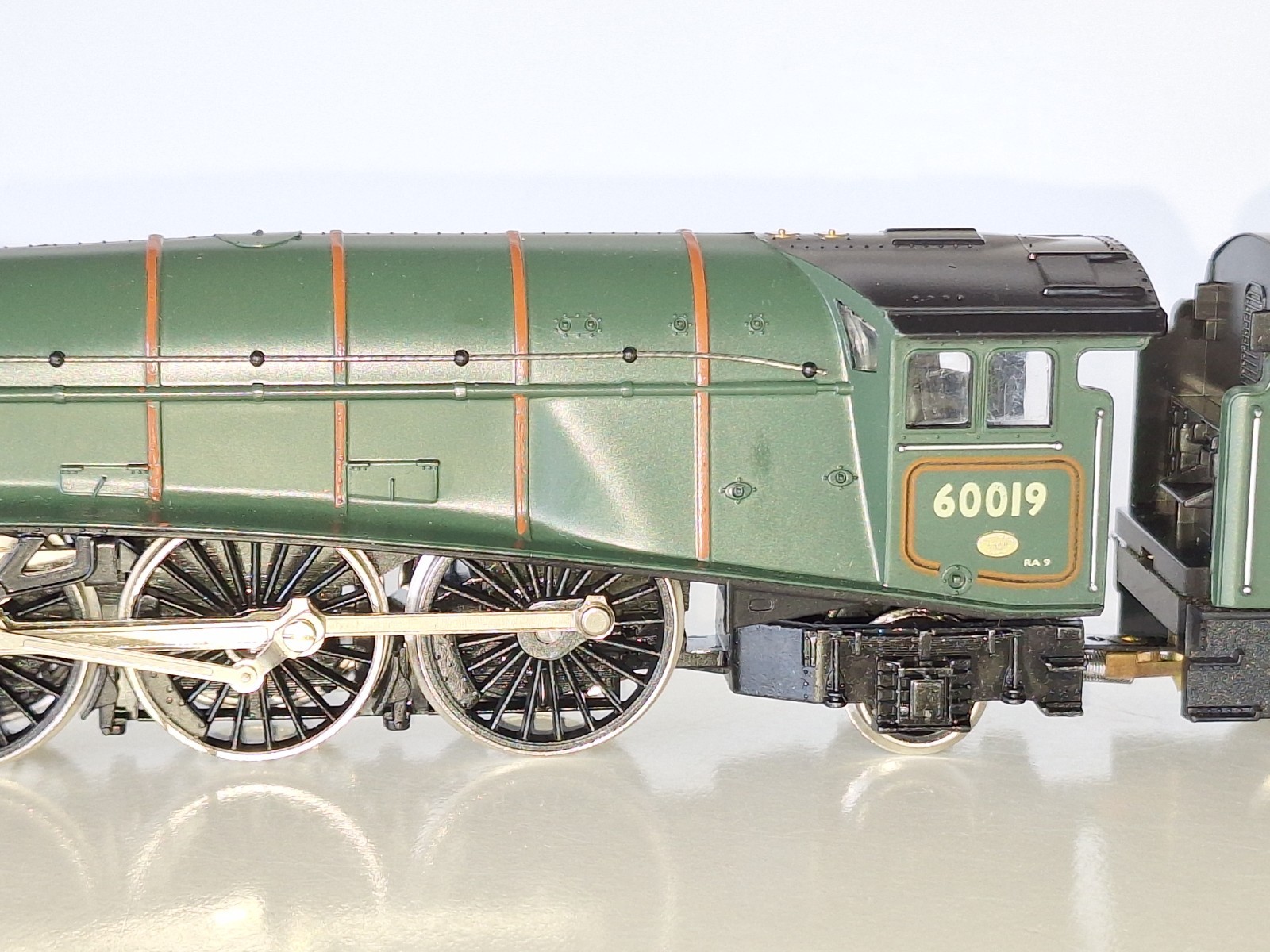 Hornby R698 Tees Tyne Pullman Boxed Set & Track. New Old Stock. Mint Cond. OO