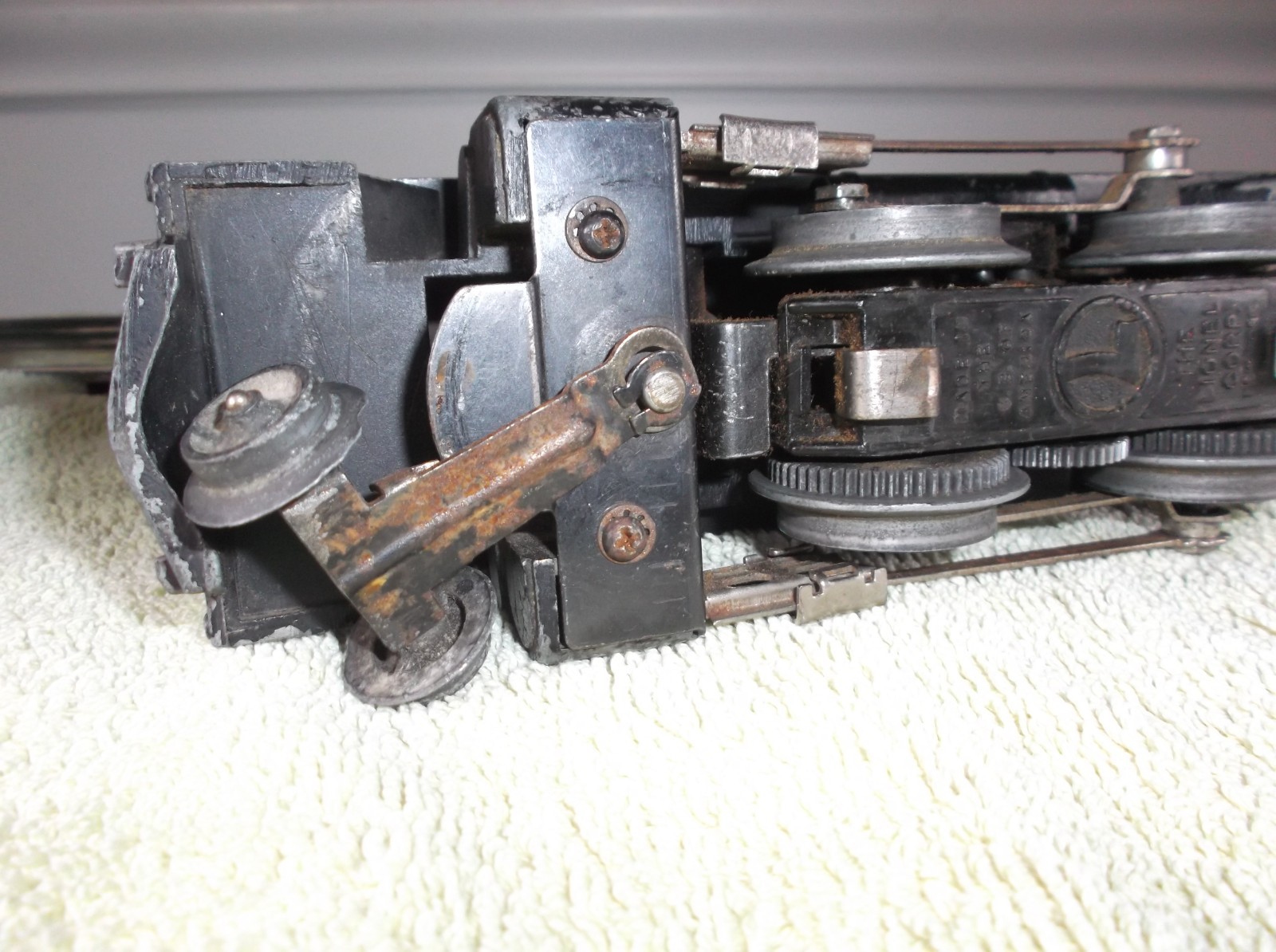 Lionel 1654 w/1654T Steam 2-4-2 Electric Toy Train Locomotive 1946-47 Postwar