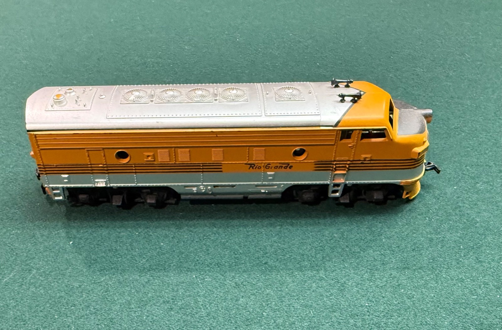 Lionel HO Rio Grand Diesel F-7 A unit built by Athearn in 1958