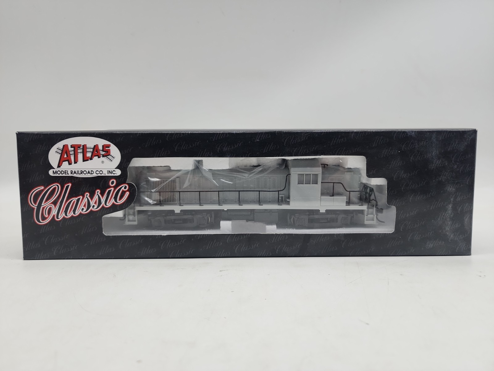 HO Atlas Classic 8450 Undecorated ALCO RS-3 Powered Diesel Locomotive