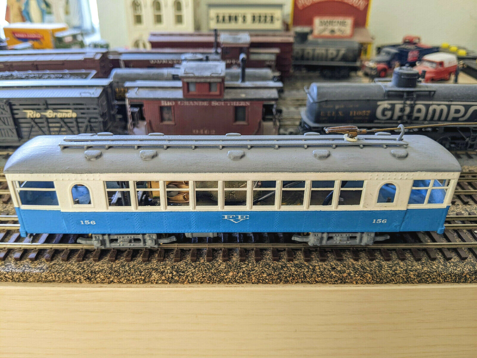 SUPER RARE! *MTS BRASS INTERURBAN TROLLEY CURVESIDER HO *CUSTOM-PAINT *RUNS WELL