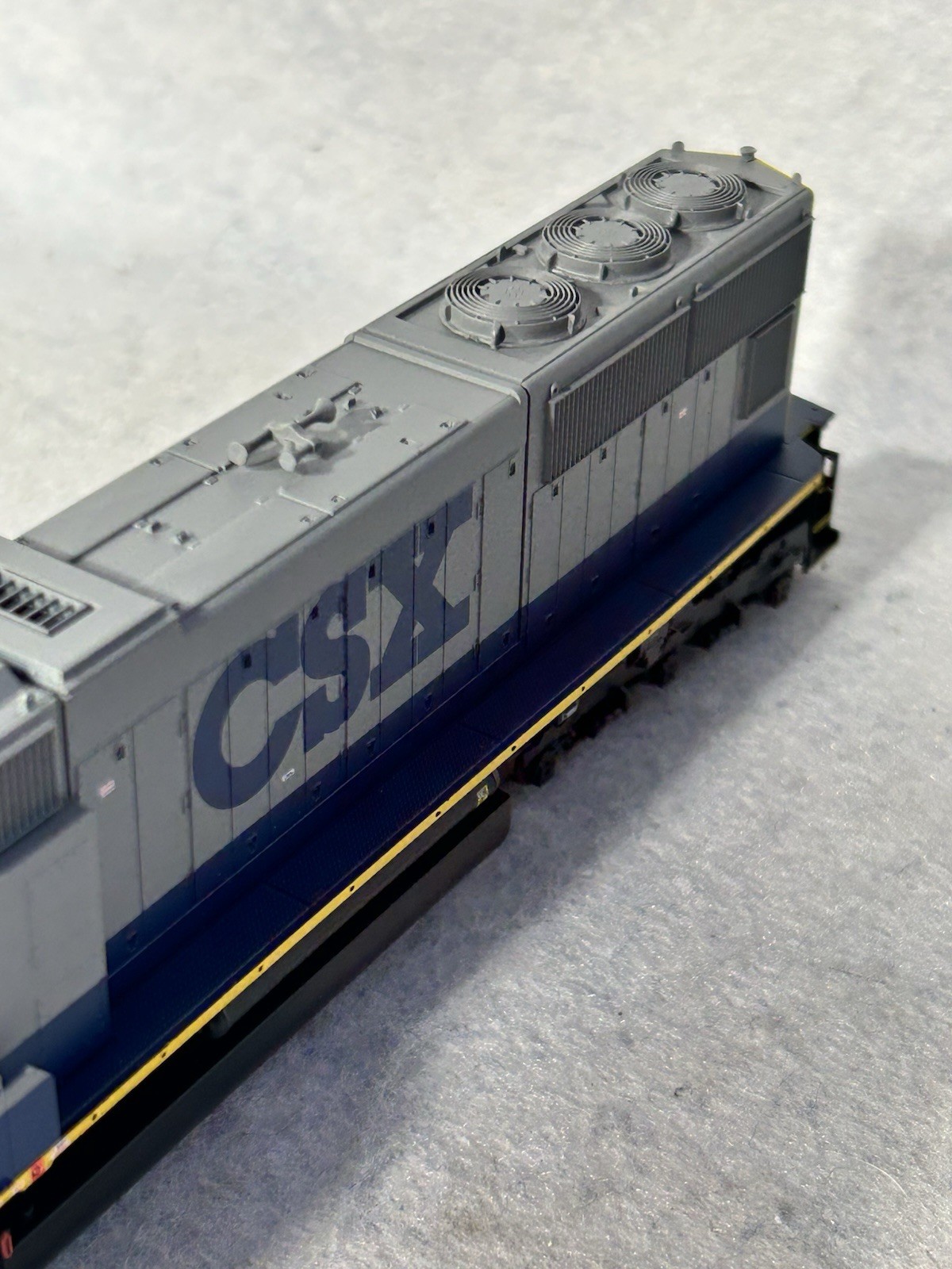 Nice Athearn Genesis CSX Spirit Of Miami SD-70M DCC Ready HO