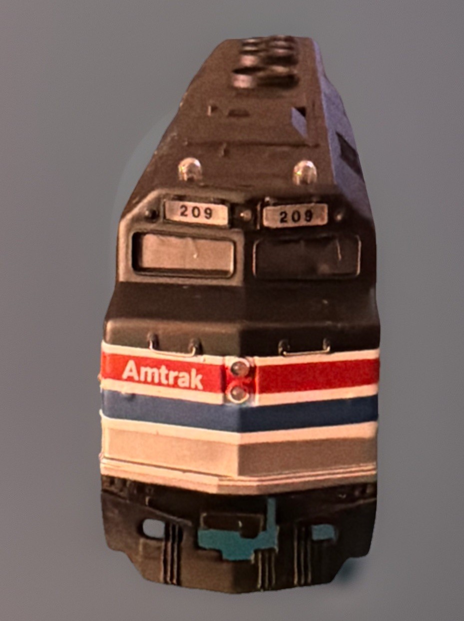 Spectrum HO EMD F40 PH Diesel Phase II Amtrak #209 No. 87012