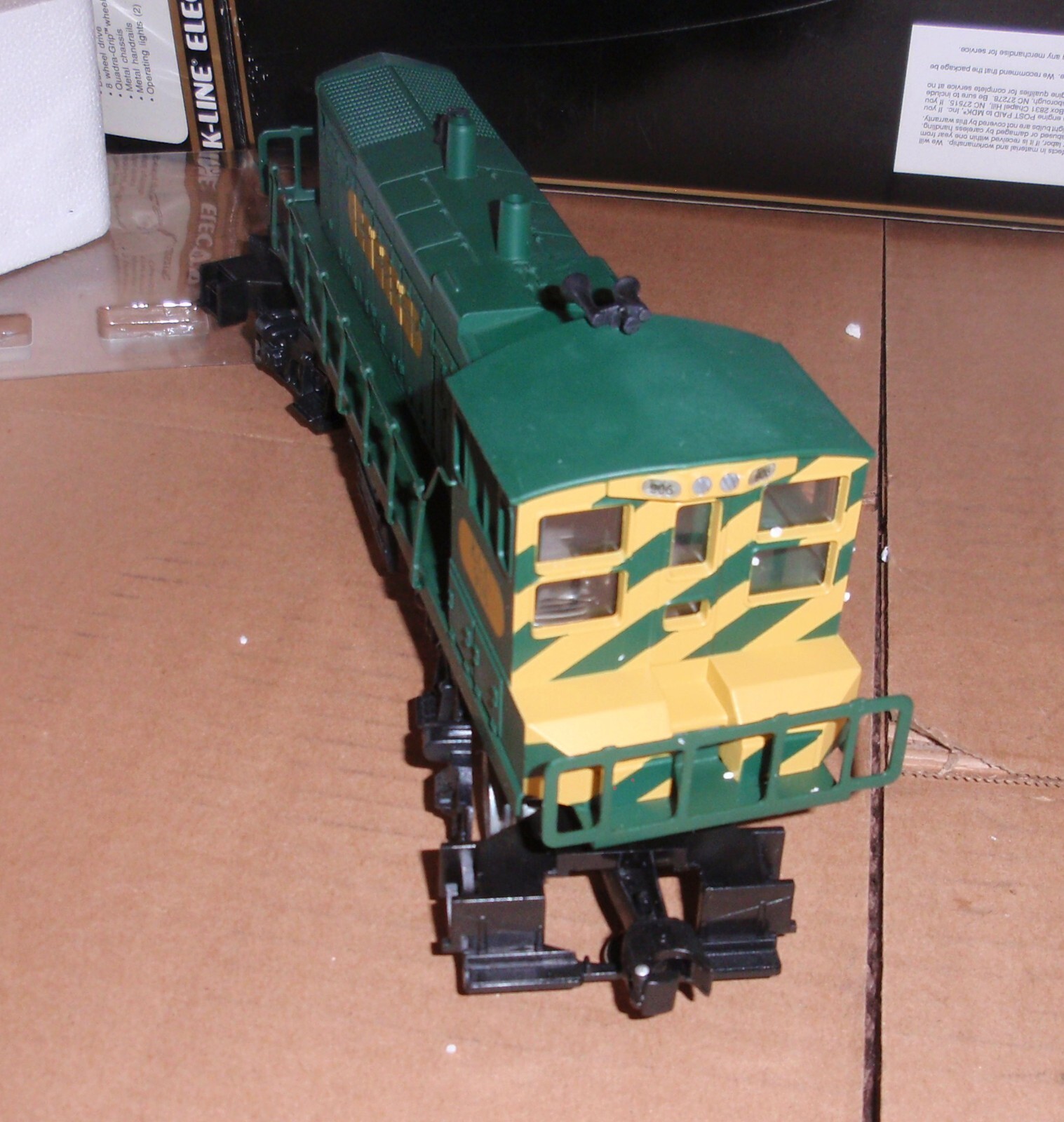 New in Box MP-15 Dual Motors Powered Diesel Engine 8 Wheel Drive 2 Lights
