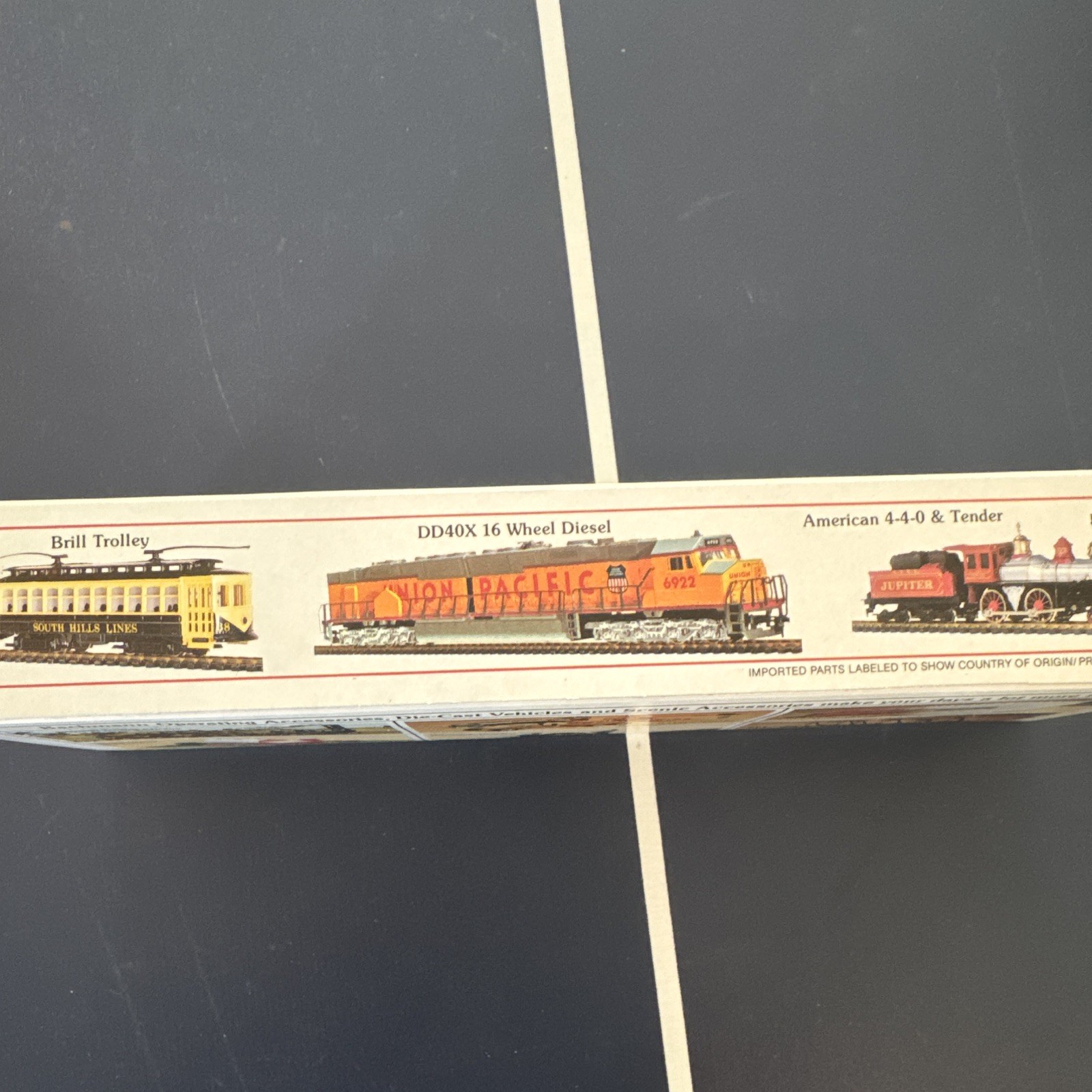 Bachmann HO Diesel Locomotive Union Pacific 866 Yellow Gray Black Lighted Analog