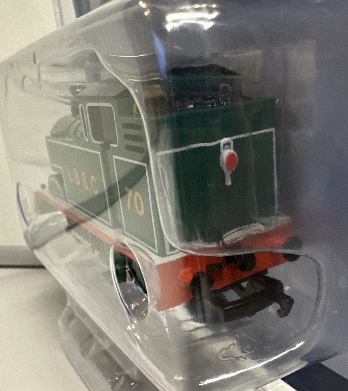 Bachmann HO Scale Thomas & Friends LBSC 70 Thomas Engine W/ Moving Eyes #58739