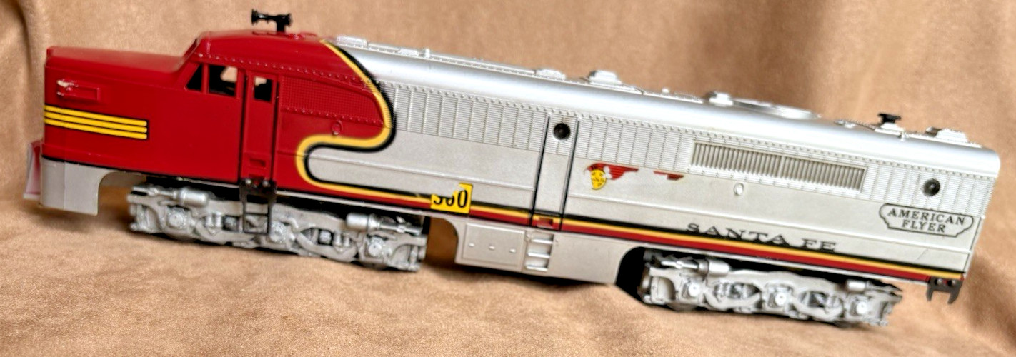 American Flyer Santa Fe PA-1AB LOCOMOTIVE SET Red and Silver
