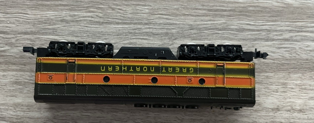 N Scale Great Northern Locomotive F3B Made In Austria TESTED RUNS