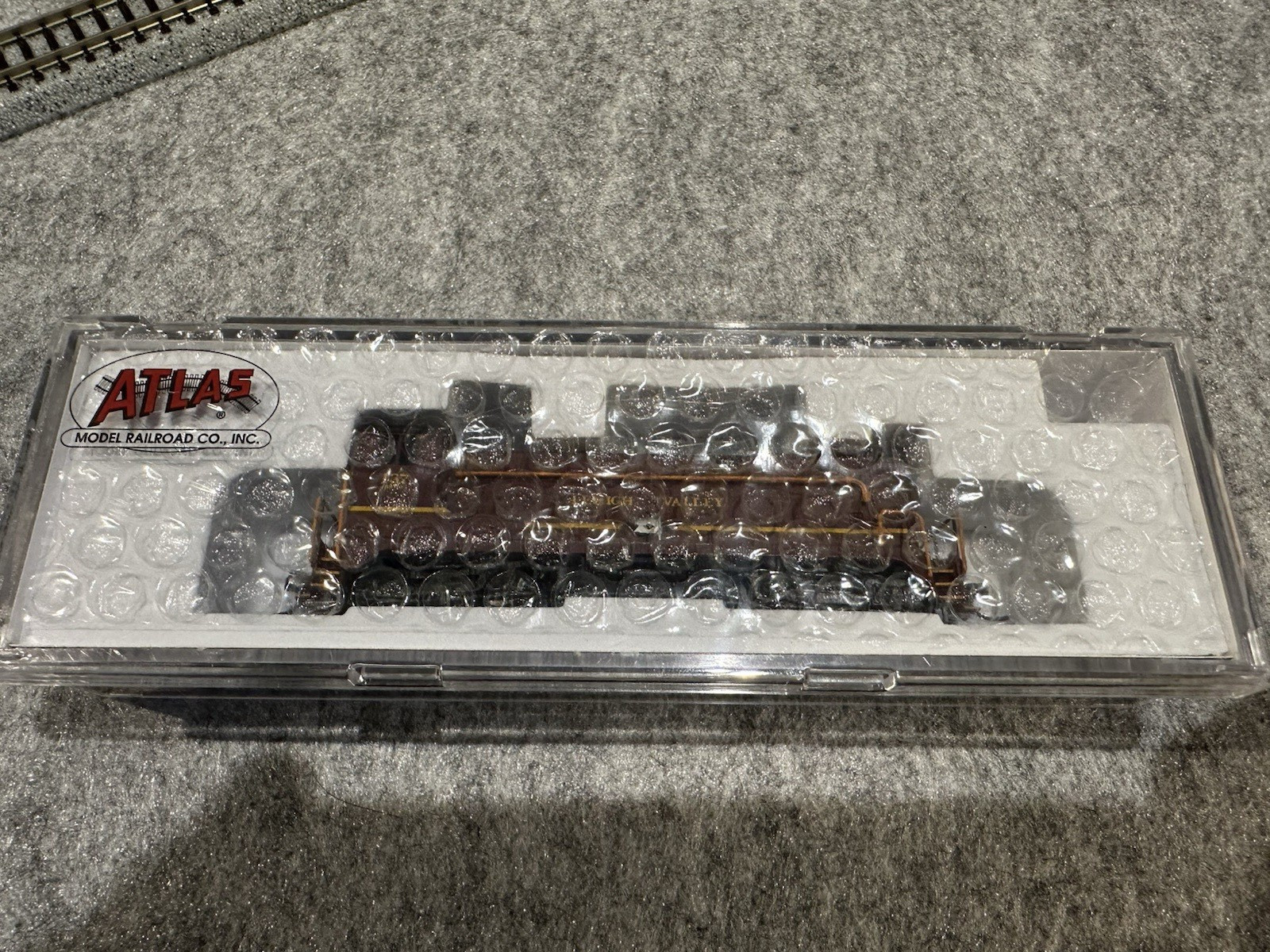 Atlas N scale Baldwin VO-100 Lehigh Valley #137 DCC/Sound 40004975 *NEW*
