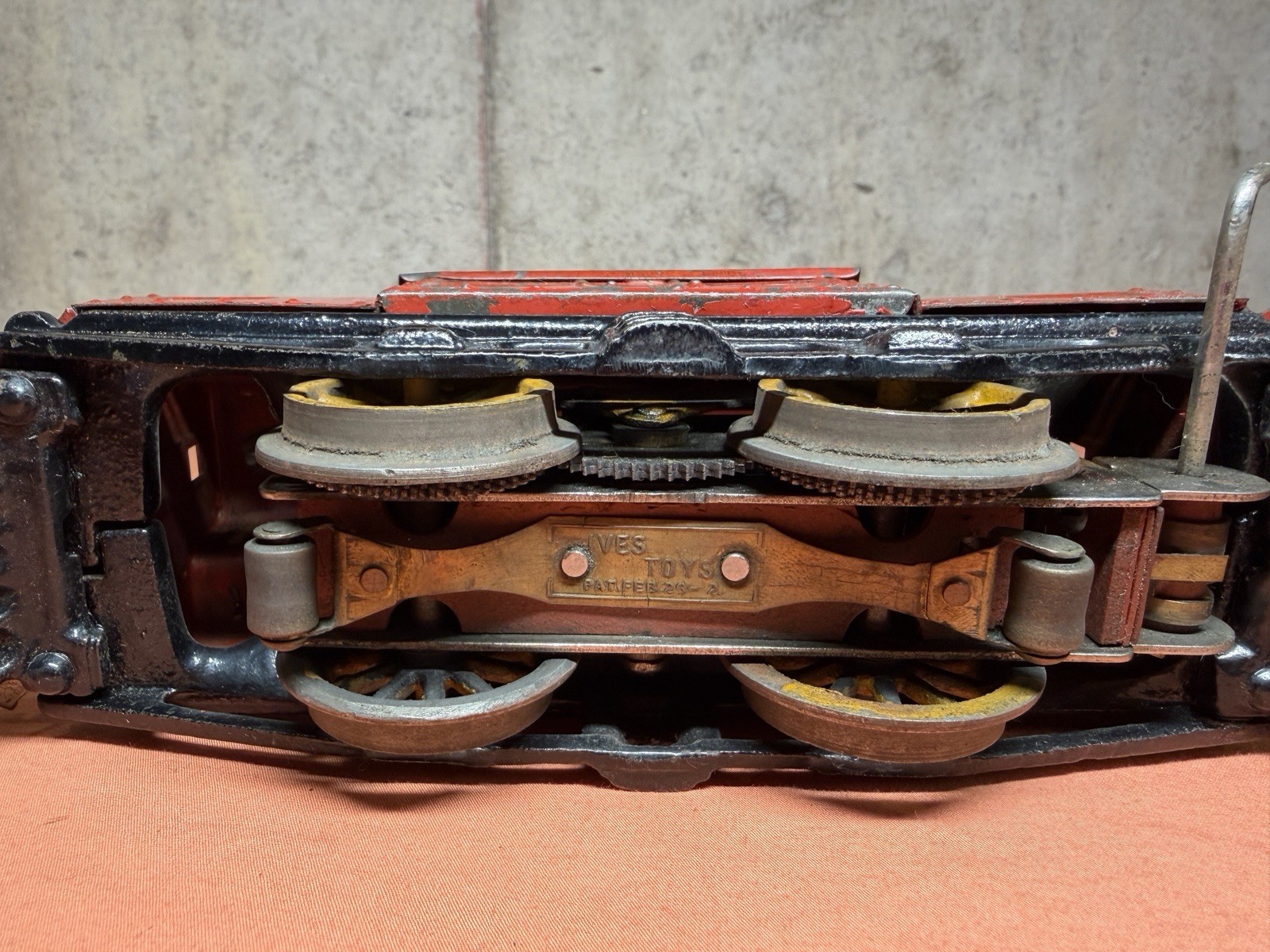 Ives 3252 O Gauge AC Analog 3-Rail Electric Loco NYC&HR 0-4-0 Red w/ Light