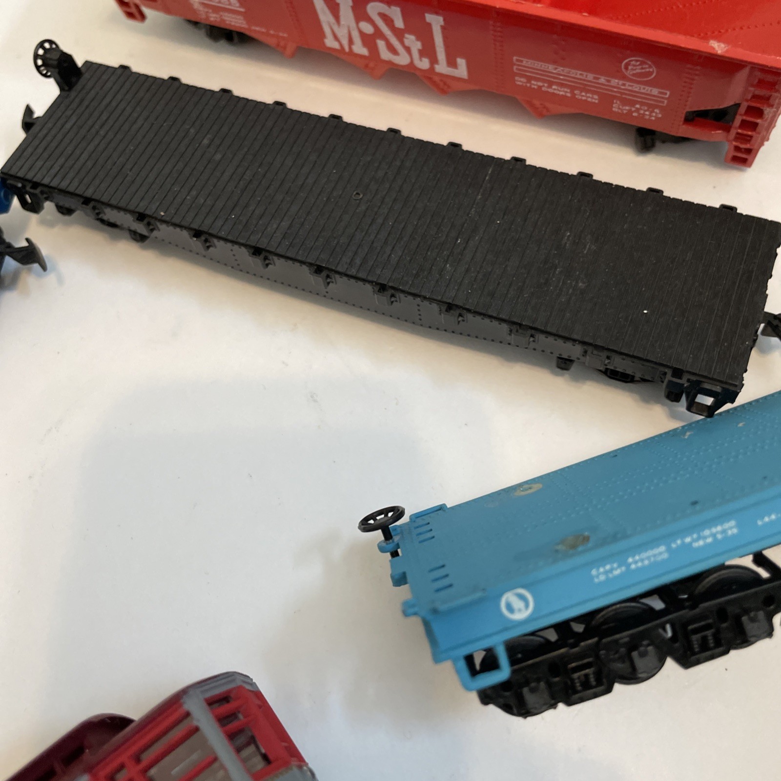 Vintage HO Scale Coal Cars And Various Others