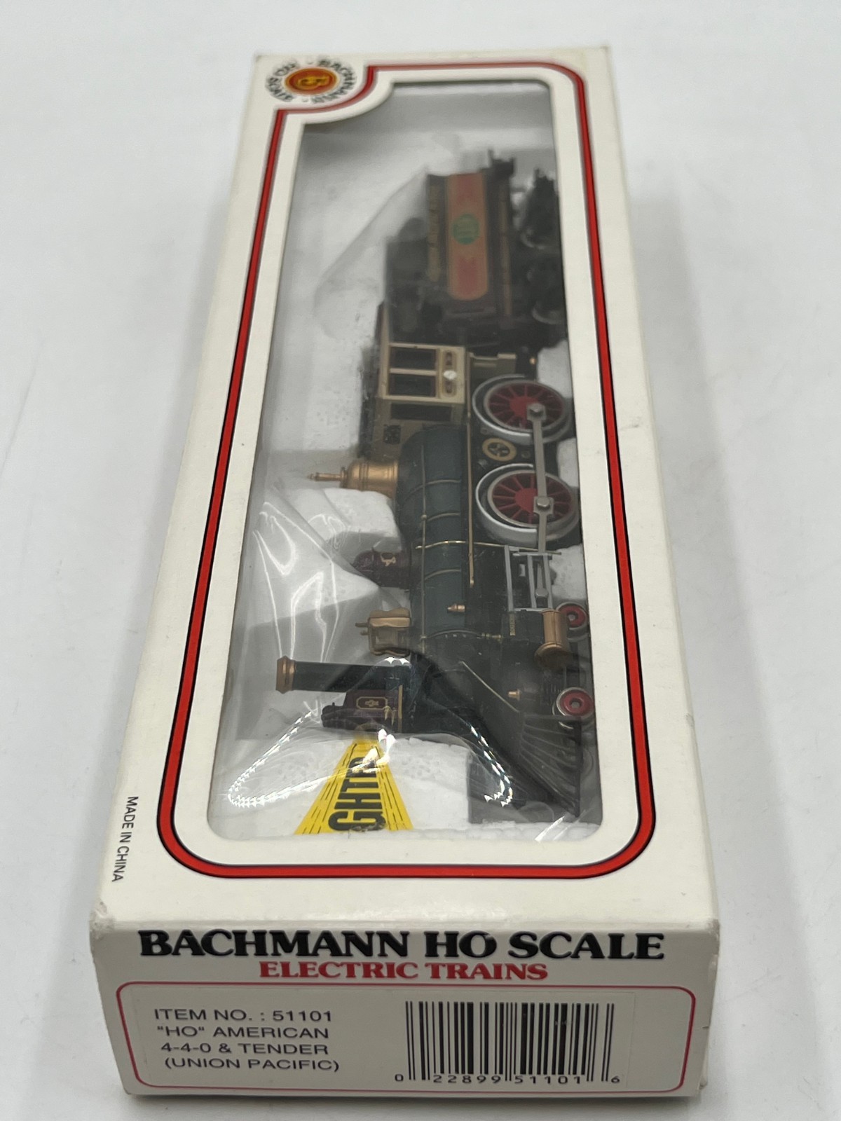 Bachmann HO Union Pacific 4-4-0 American Steam Locomotive & Tender Old West Era