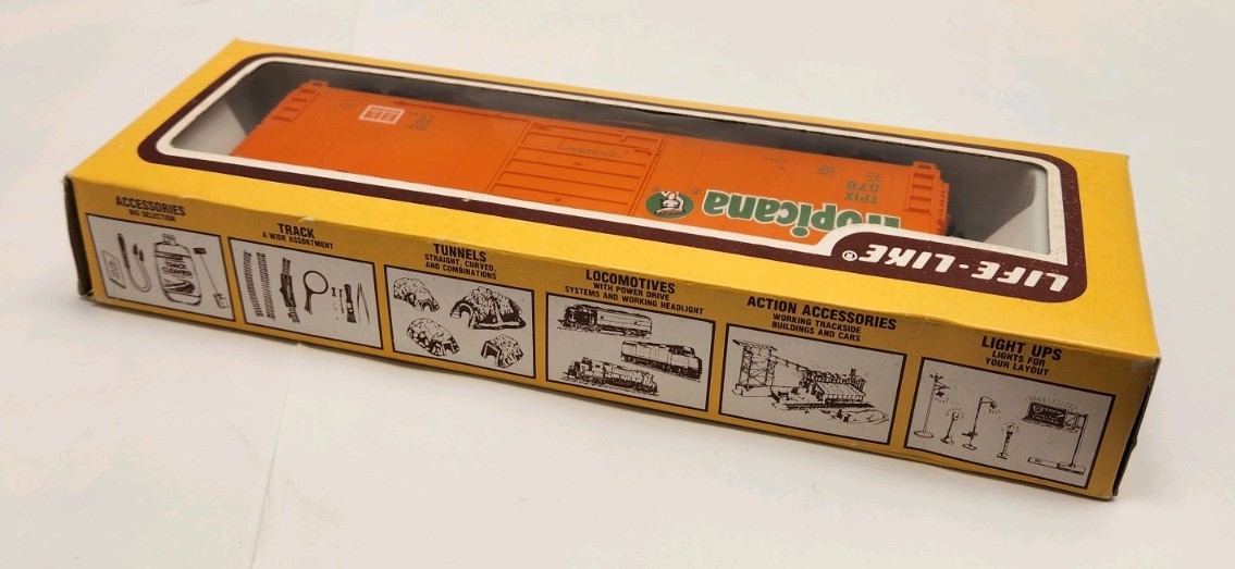 Life Like HO TROPICANA REFRIGERATED REEFER BOX CAR UNUSED B95