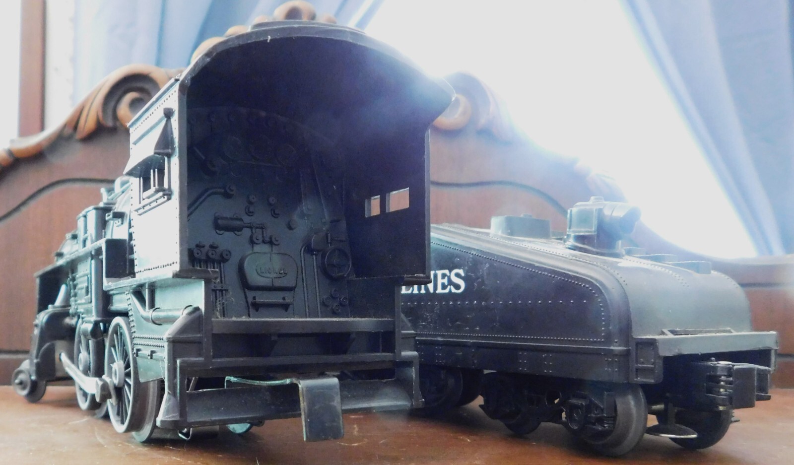LIONEL 2-4-0 Locomotive ~ LIONEL LINES ~ Rd# 8704 & Slopeback-Tender – DC – O-27