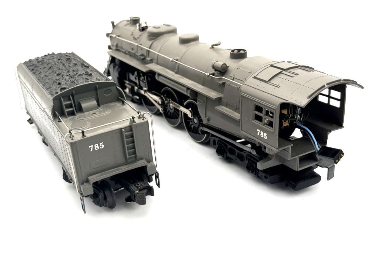 Lionel Sounds of Steam 6-18002 Gun Metal NYC 4-6-4 Hudson w/Tender 785