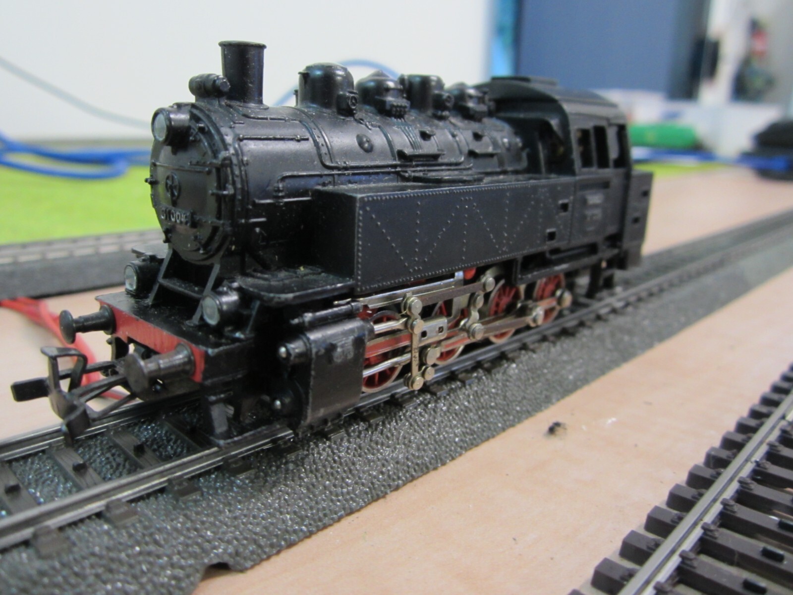 Marklin 3032 HO DB BR 81 Steam Locomotive, Analogue, 3 Rail, (OB)