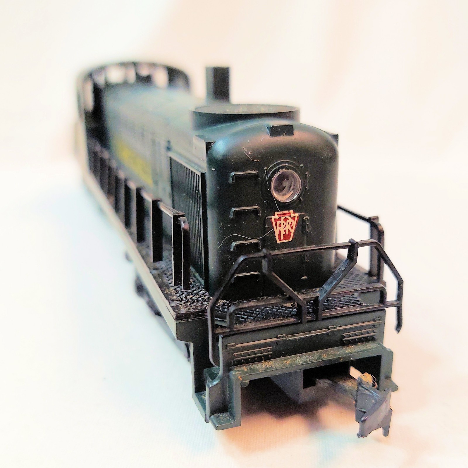 Rivarossi AHM Diesel Locomotive HO PENNSYLVANIA GE U25C #6500 *Good runner
