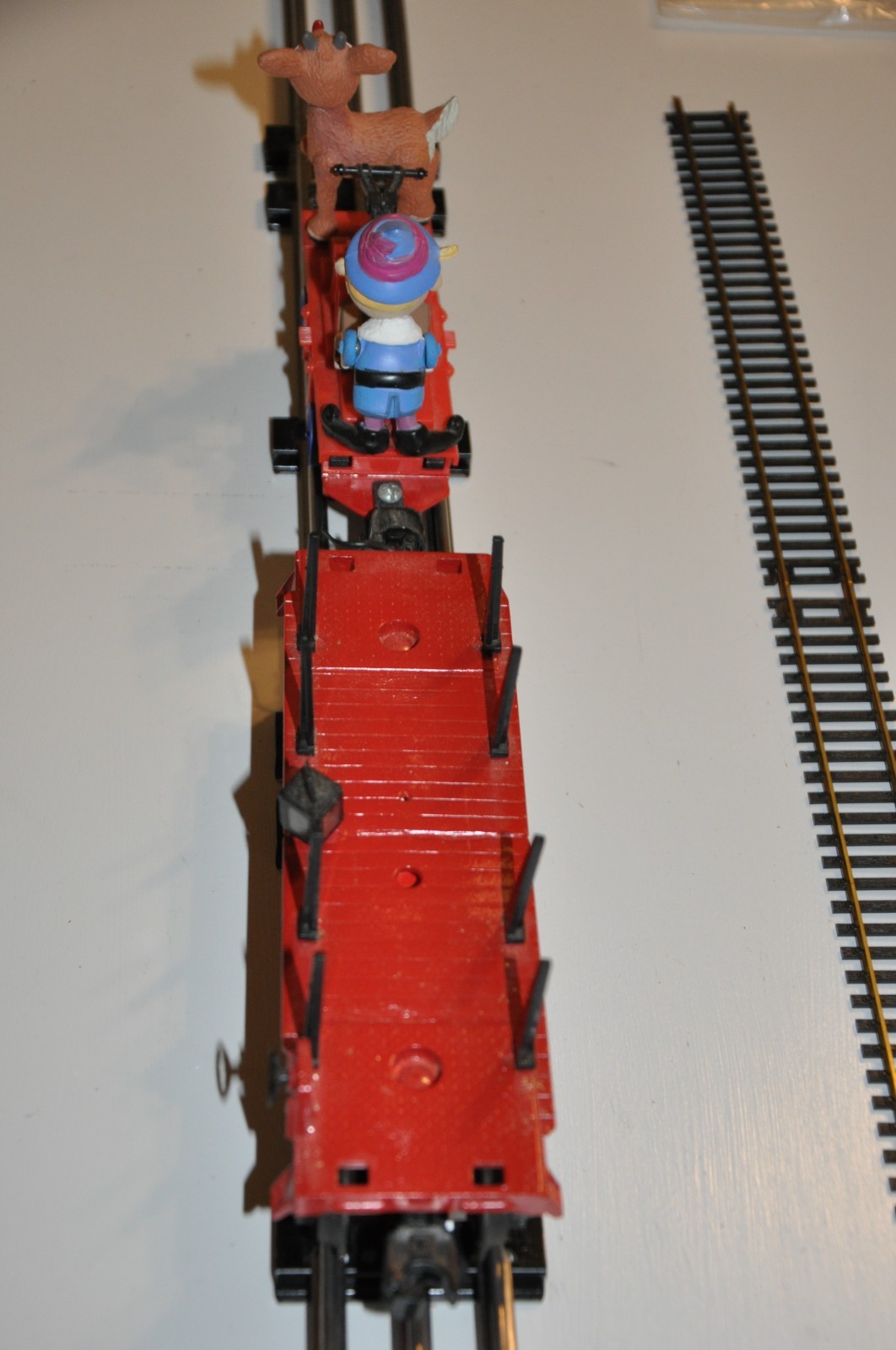 1 OF A KIND O Gauge Handcar Elf & Rudolf w/Lit Red Nose/ Lit Lantern Car in Tow
