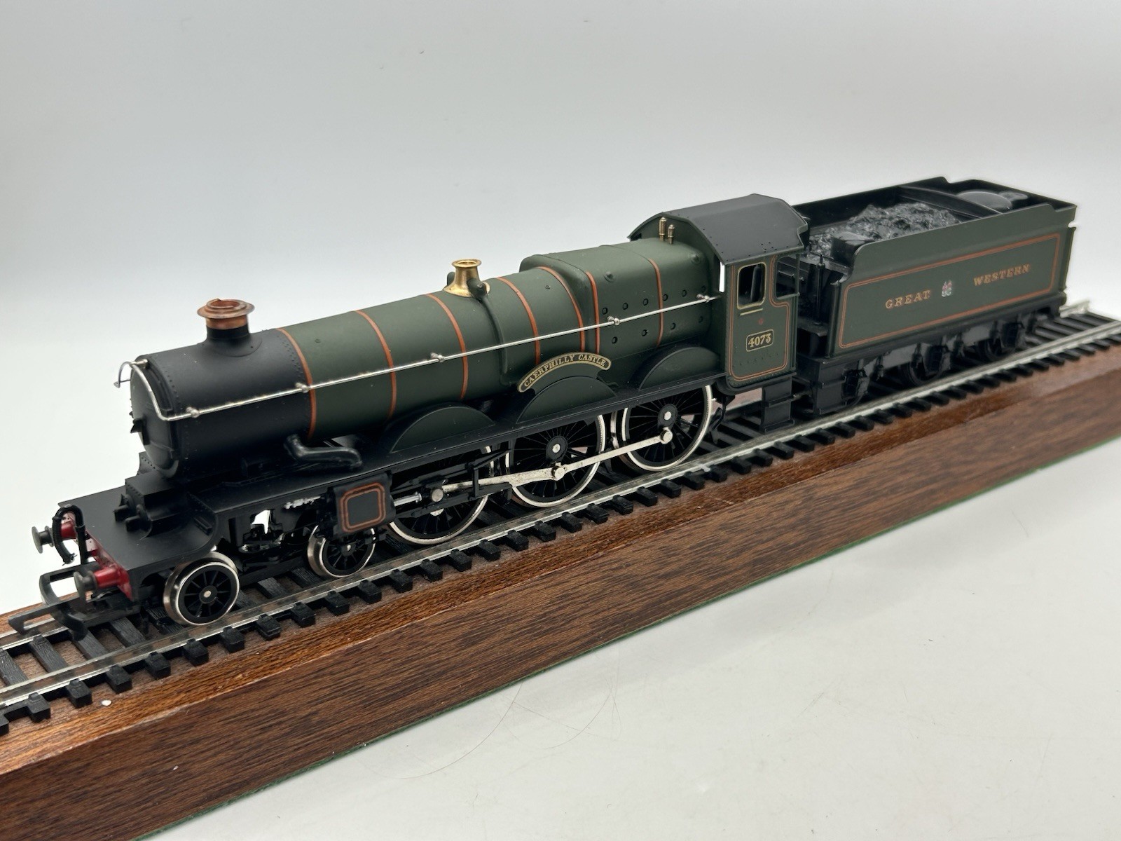 OO Airfix 54124-2 GWR 4-6-0 Castle Class ‘Caerphilly Castle’ – (AS IS)
