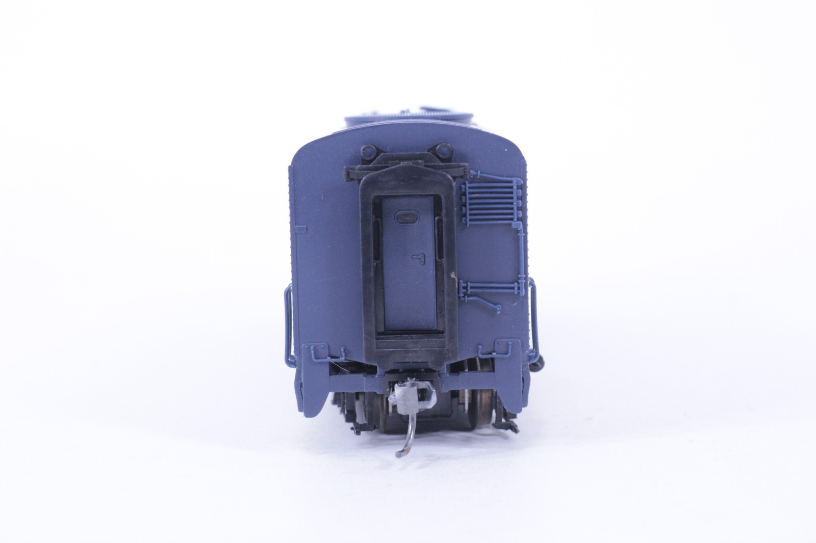 Life Like Proto 2000 HO Scale Missouri Pacific MP 352B FB2 Non-Powered Loco