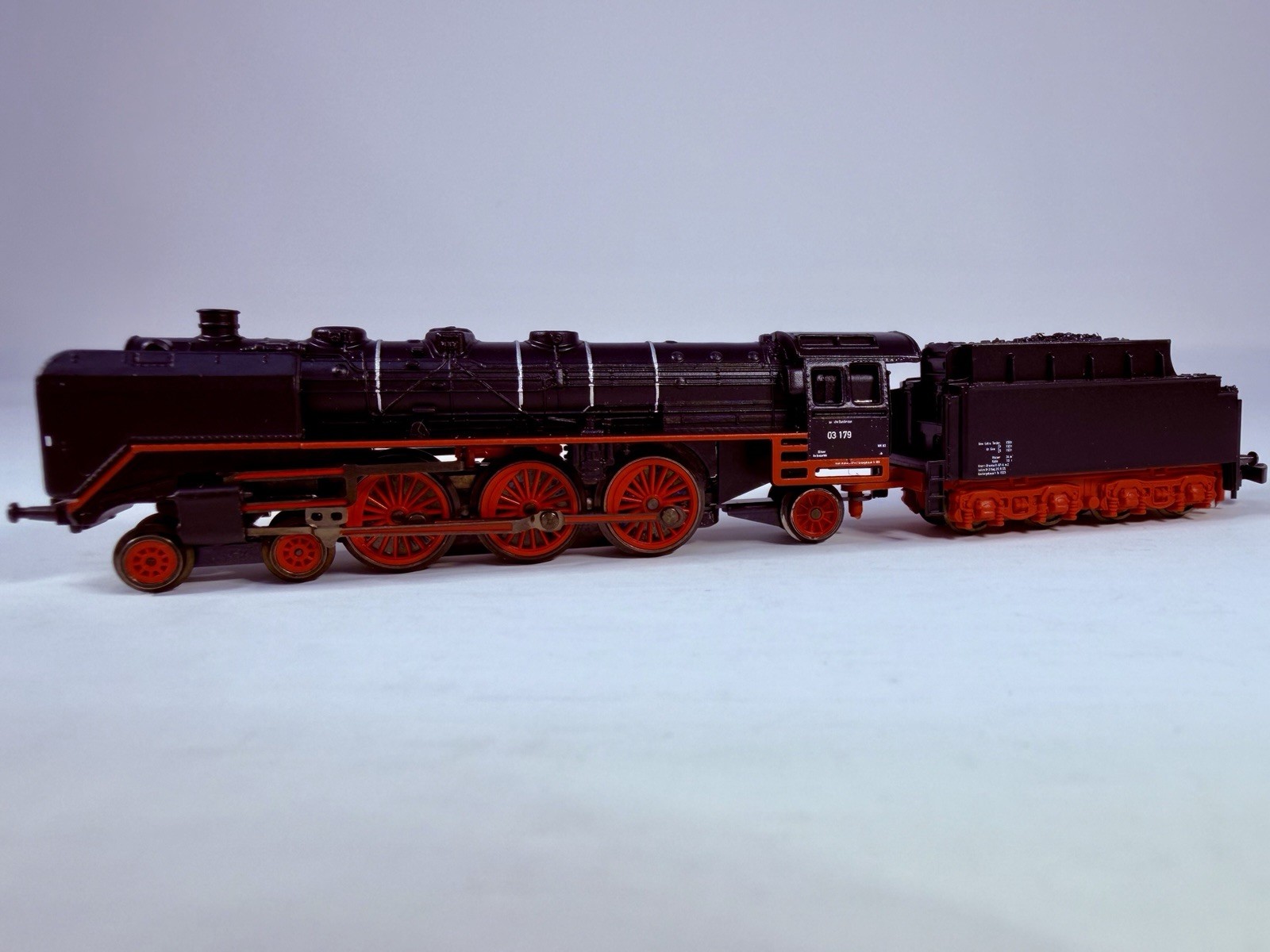 Marklin Mini-Club Z-Scale 88851 DB BR-03 Express Locomotive with Tender MHI