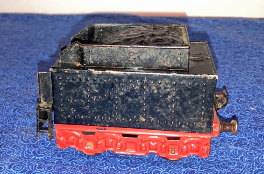 Fleischmann O Gauge Post War Tender for #350 Locomotive
