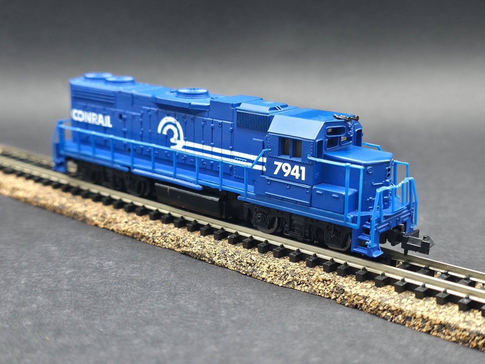 N Scale Life-Like #7846 Conrail GP-38 Locomotive CR #7941 . New