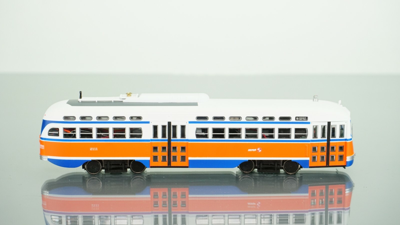Bowser PCC Streetcar Septa Gulf Oil 2111 DC/DCC HO scale