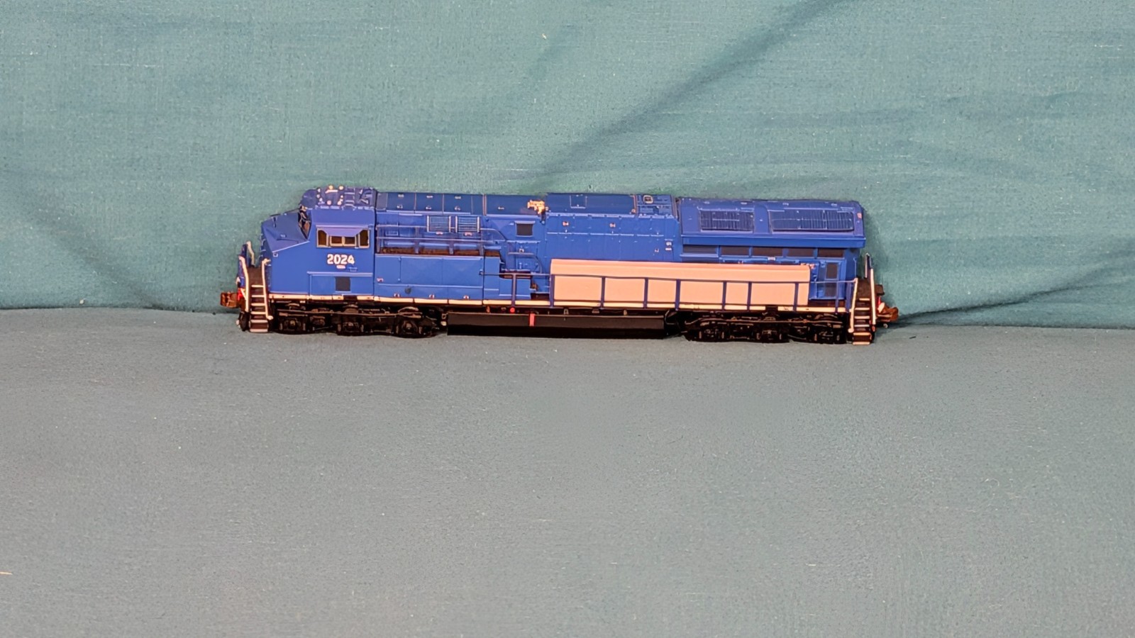 N SCALE RIVET COUNTER GE TIER 4 GEVO GECX DEMO ET44AC #2024 DCC & SOUND