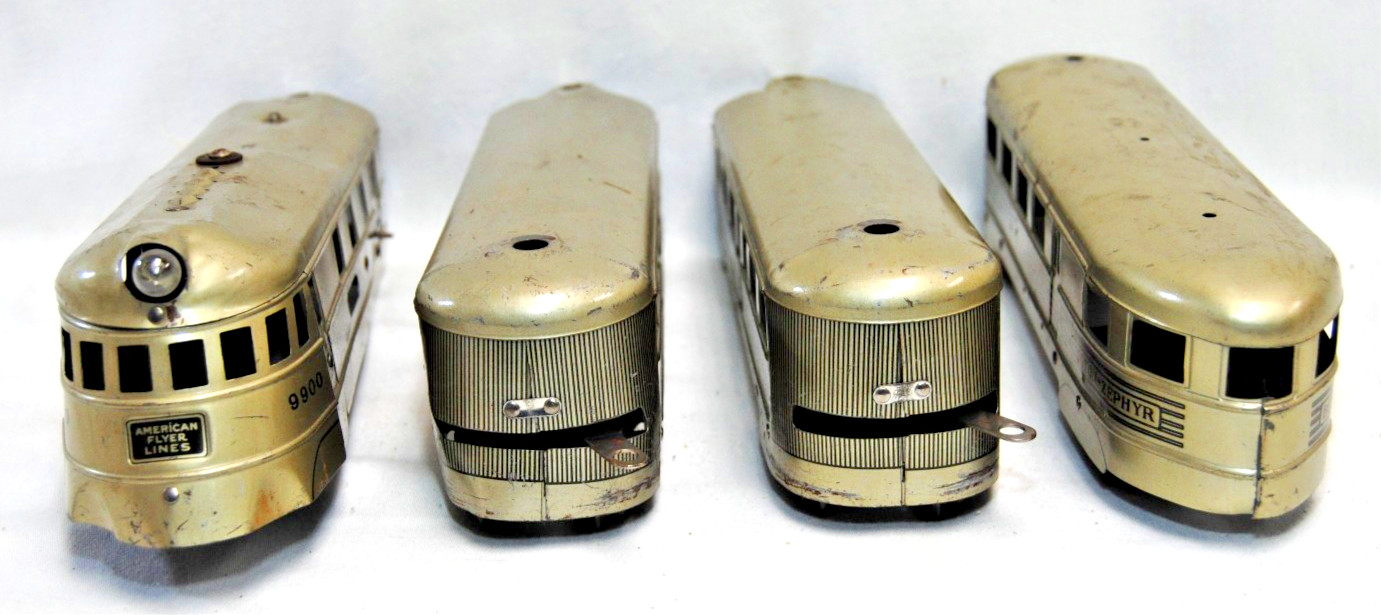 American Flyer 9900 Burlington Zephyr Set with Tracks Plus More Vintage XM1622