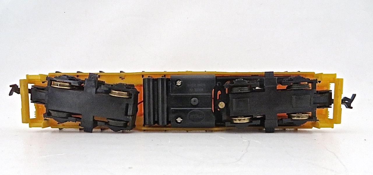 HO Gauge Cox #6111-7 Big Pine Lumber Co GP-9 Powered Diesel Locomotive Boxed