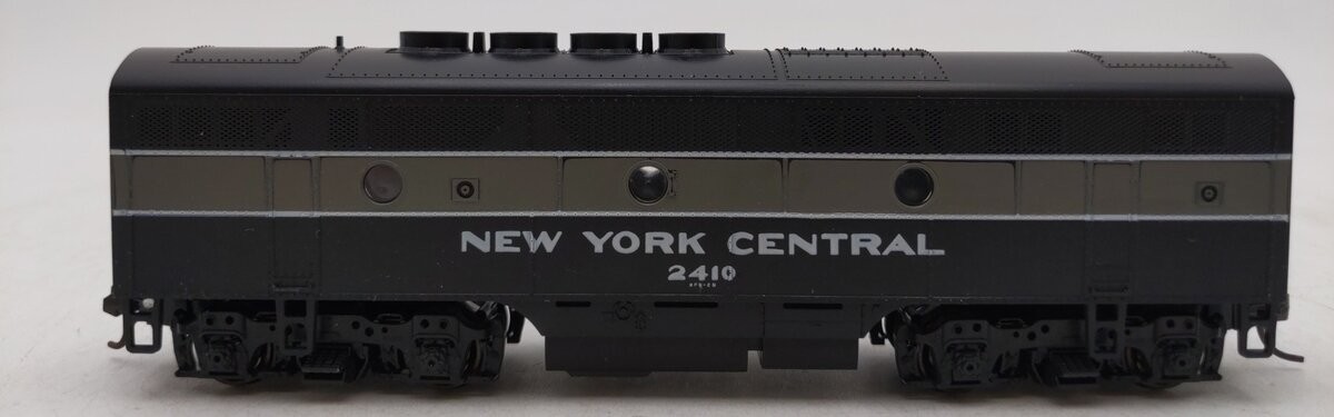 Stewart 8125 HO New York Central F3b Unpowered Diesel Locomotive #2410 LN/Box