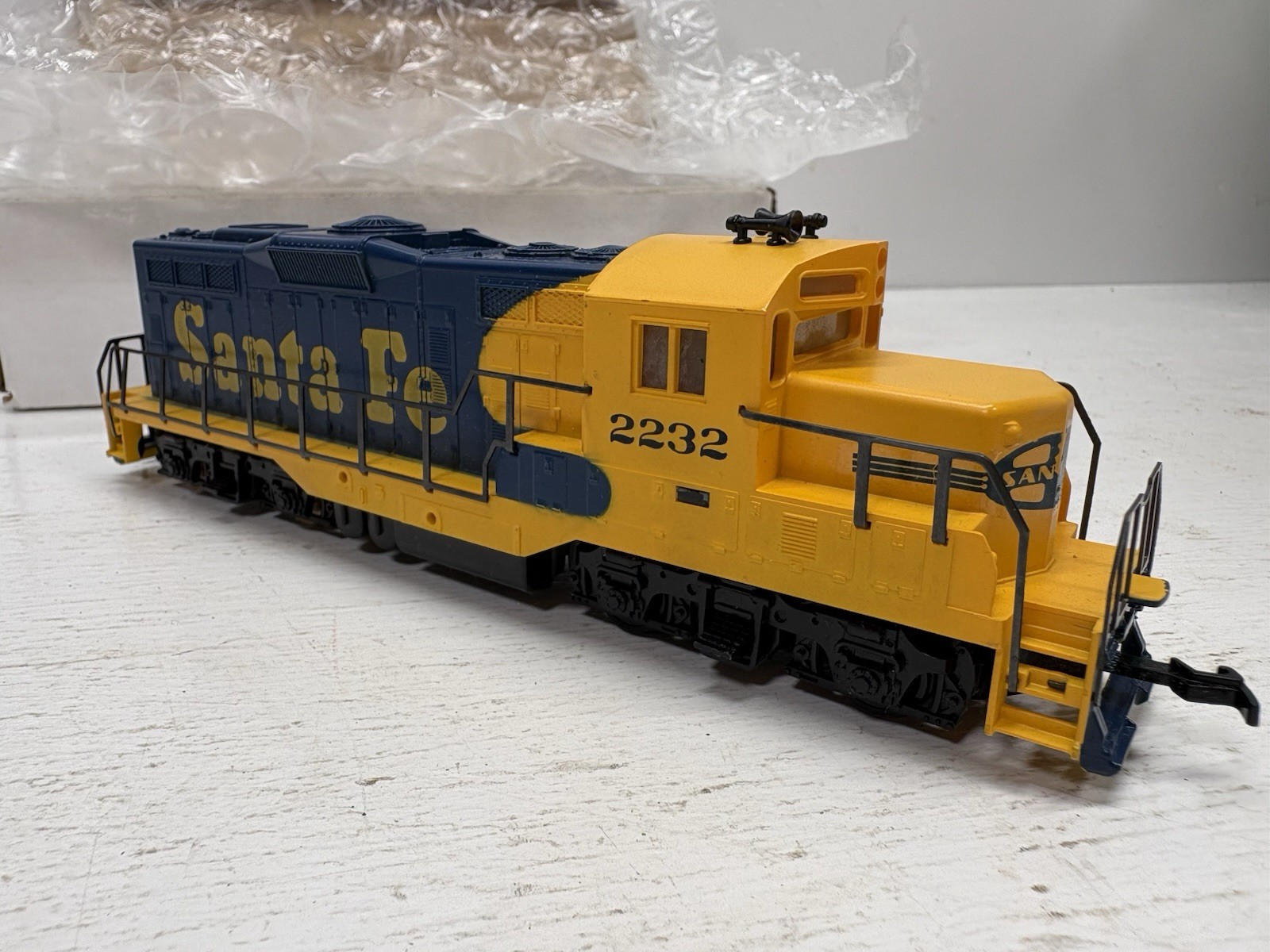 Vintage Cox Santa Fe 2232 Diesel Locomotive HO Scale Model Train