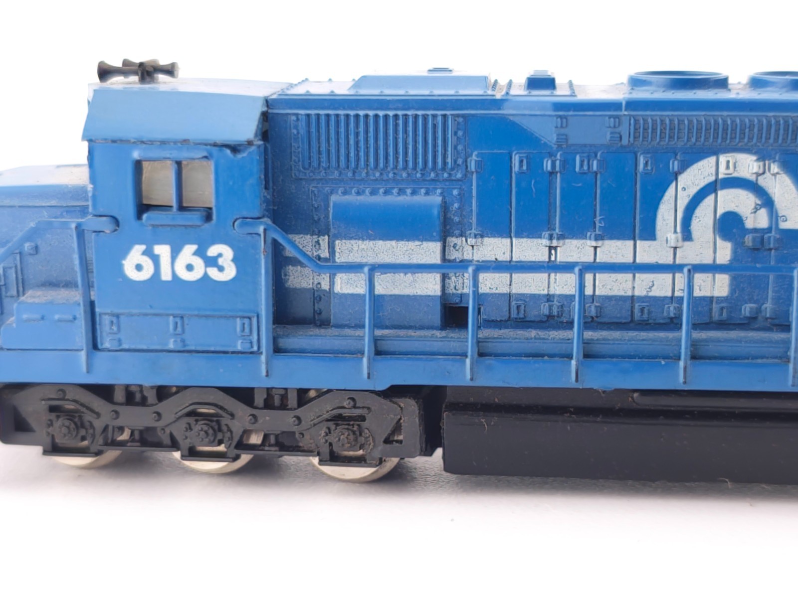 *READ* Model Power? N Scale Conrail SD-45 Diesel Locomotive 6163 Model Train