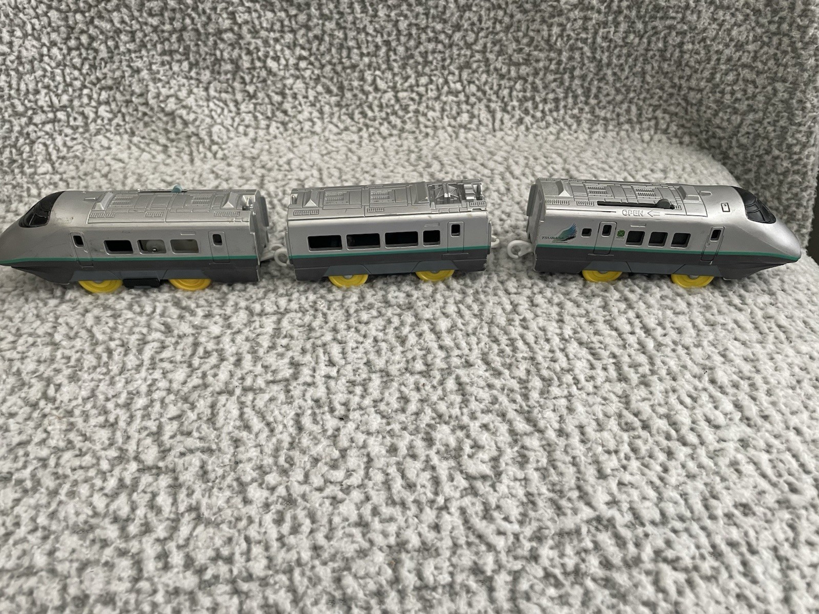 Tomy Plarail 400 Series Shinkansen Tsubasa Connection Specification