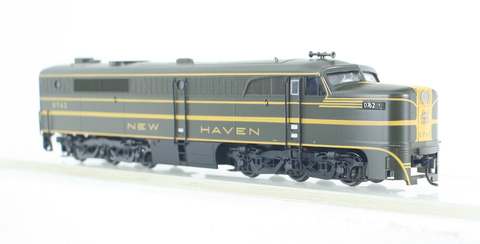 HO Proto 2000 21615 New Haven PA Diesel Locomotive #0762 DCC Ready