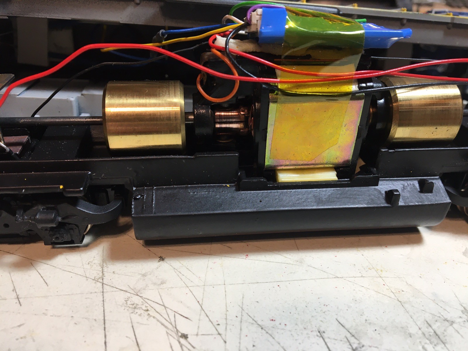 HO ATHEARN 6406 SD40-2 CSX YN2 #8249 DCC HEX DRIVE AND LED DIRECTIONAL LIGHTS