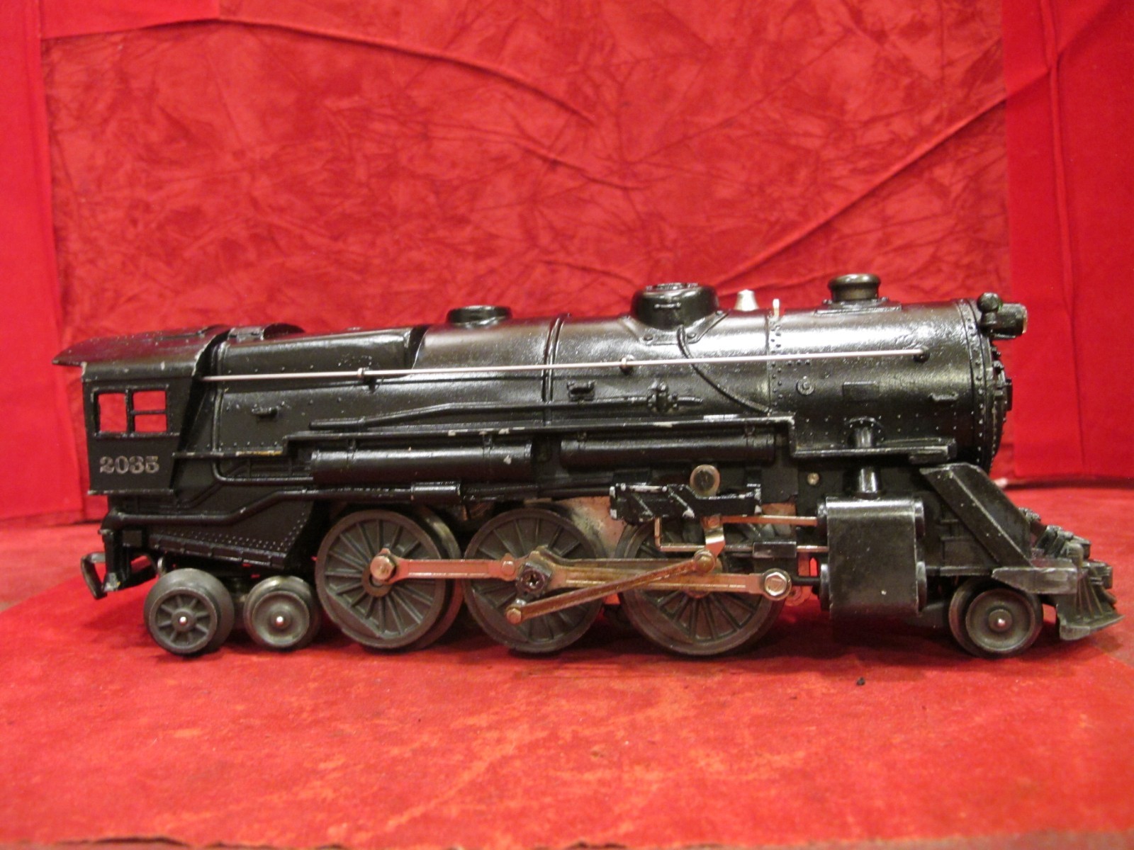 Lionel O Gauge 2035 K-4 Pacific 2-6-4 Steam Locomotive TESTED RUNS,LIGHTS,SMOKES
