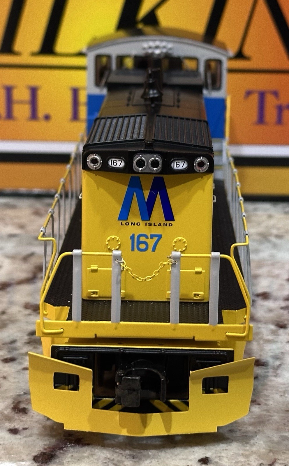 MTH RailKing 30-20962-1 Long Island Railroad MP15AC w/ Custom Marker Lights!