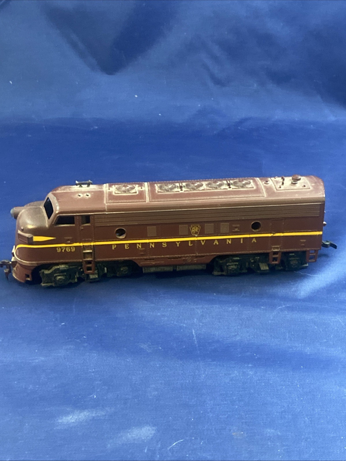 Mantua Tyco HO Pennsylvania Tuscan Red #9769 Locomotive Engine