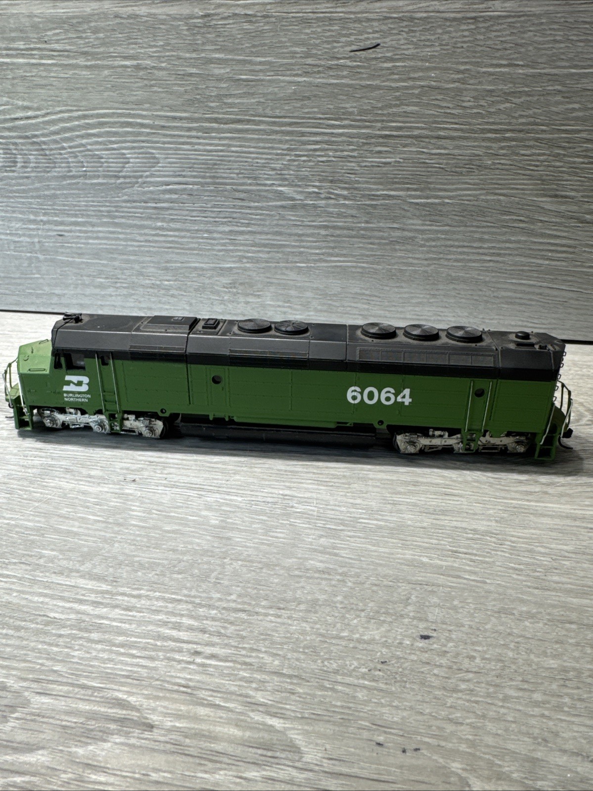 Unknown Brand HO Burlington Northern 6064
