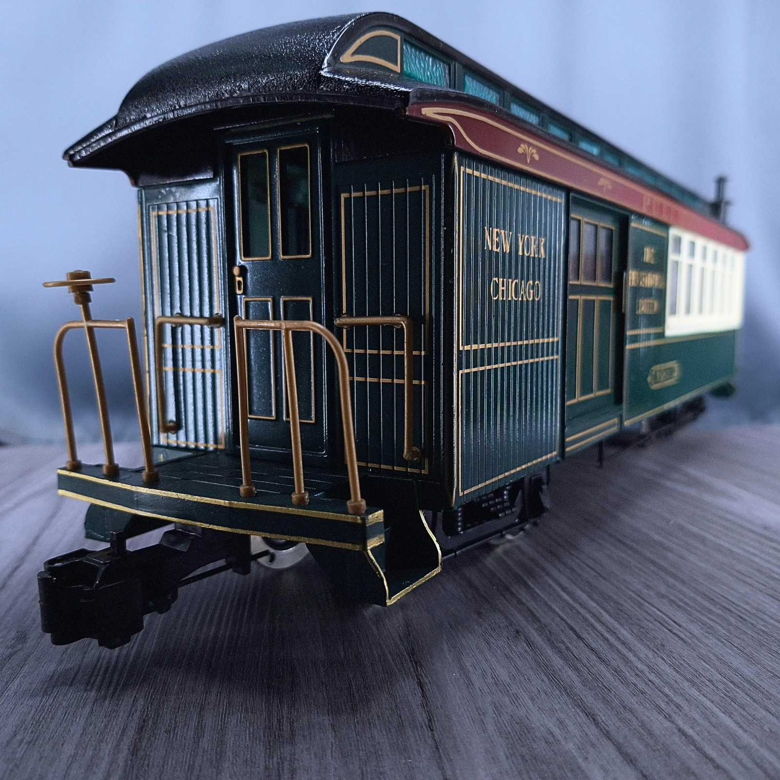 Bachmann Big Hauler Pullman Cassius G Scale Passenger Train Car