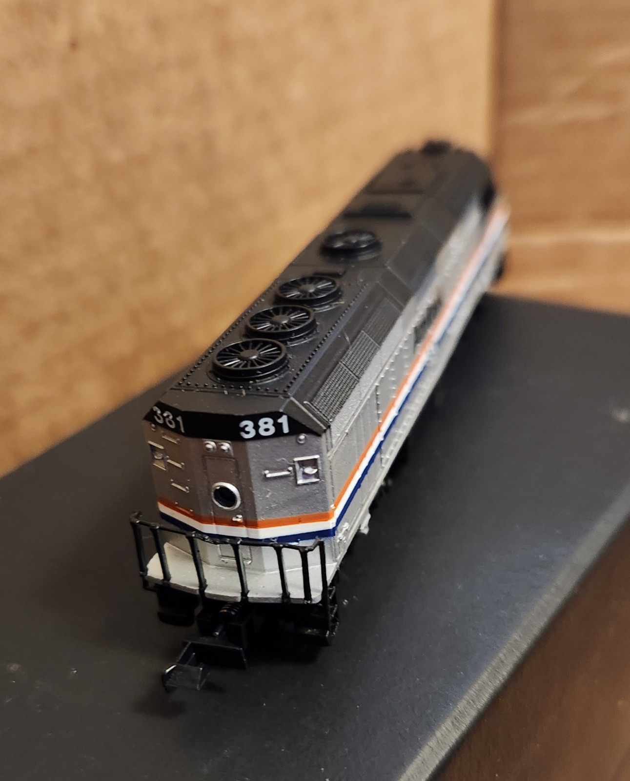 Life Like Trains N Scale Amtrak N F40 Locomotive 381 Locomotive Lot 3779