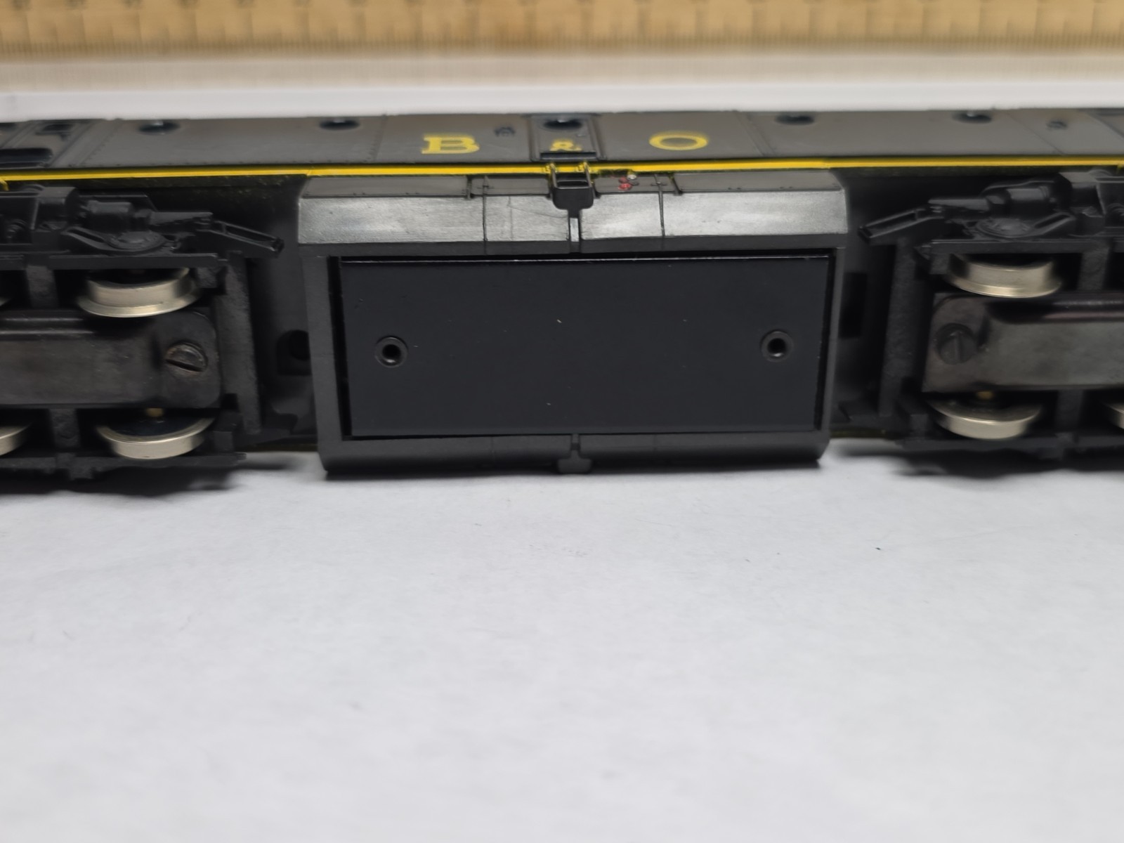 Rivarossi HO Scale Dummy Custom Paint B&O 6900 KM ML 4000 Diesel Locomotive