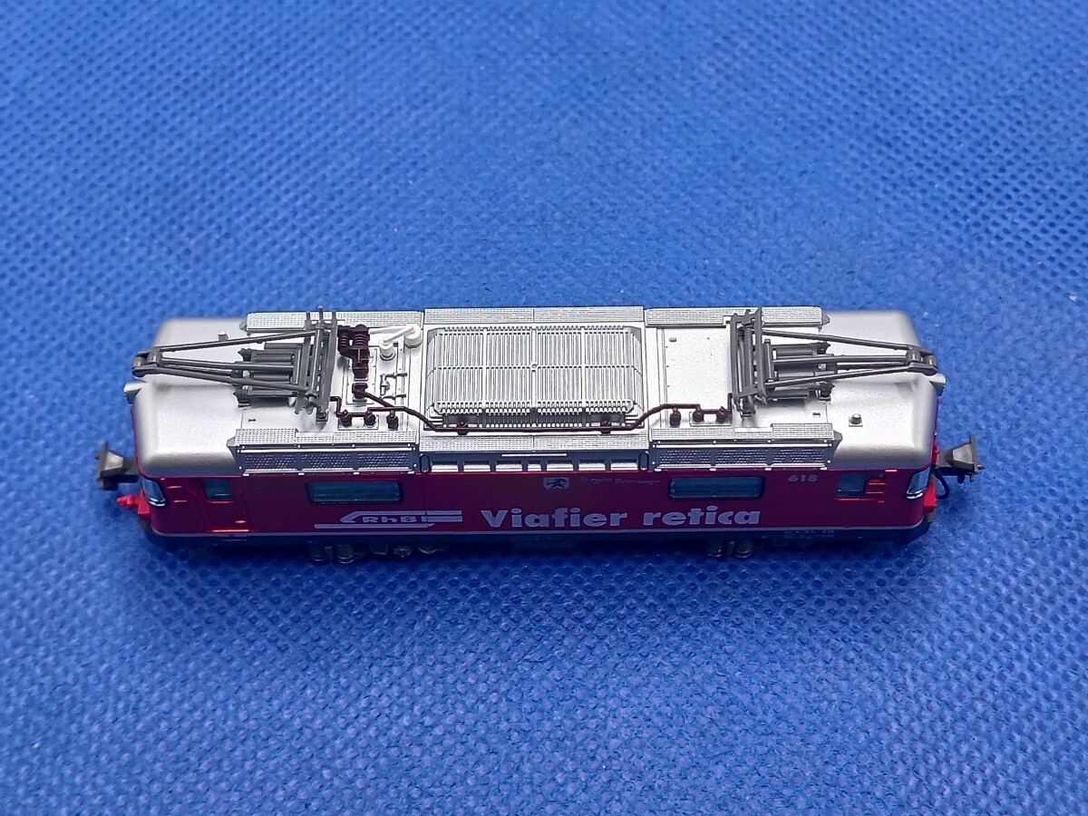 KATO 3102-3 Rhaetian Railway (RhB) Alpine Locomotive Ge4/4-II RhB Logo