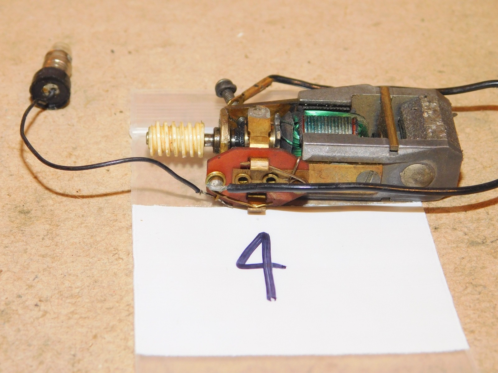 Tyco Mantua HO Parts Pacific Mikado Steam Locomotive Motor w/ Light RUNS WELL #4