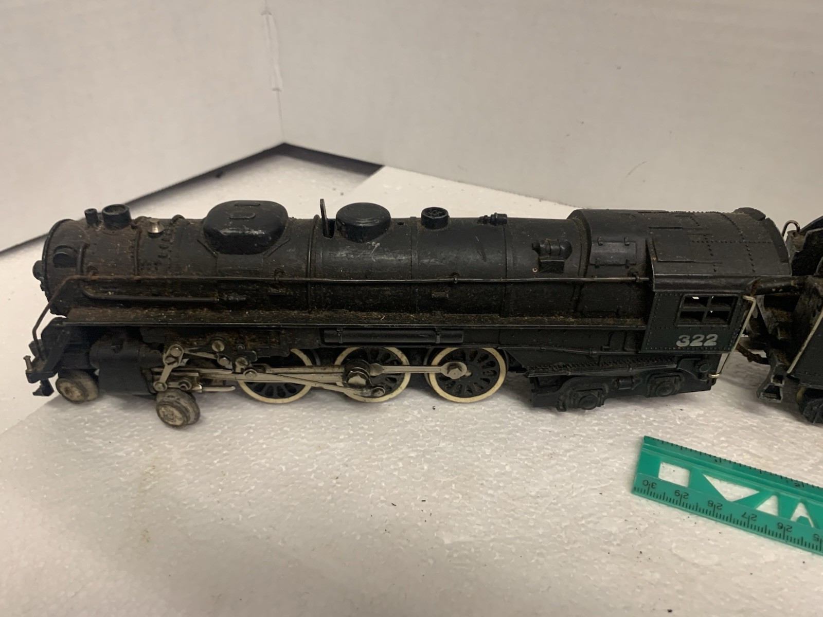 Vintage 1950’s Gilbert American Flyer 322 Steam Locomotive Train Set Heavy Duty