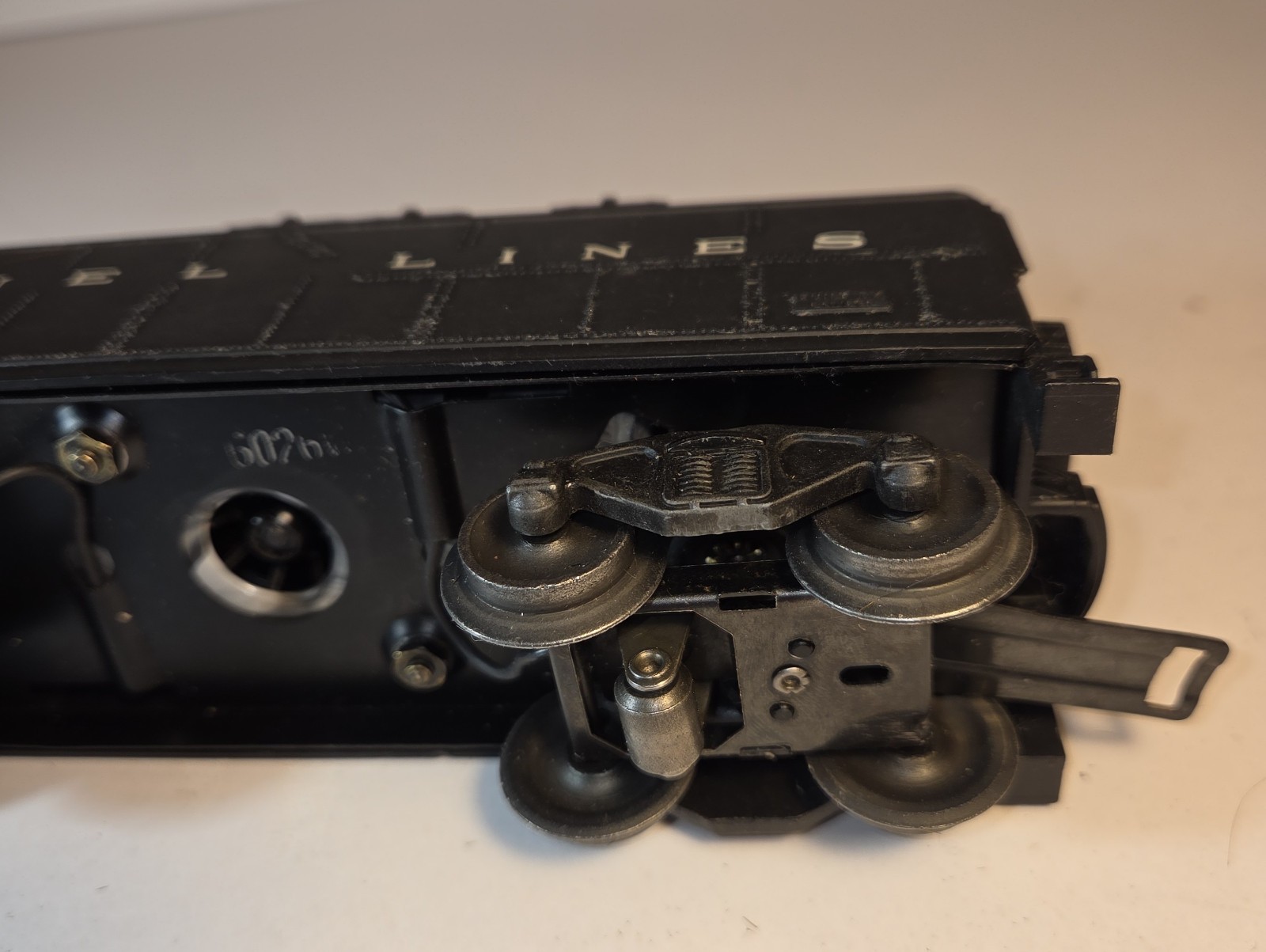 Lionel #2055 Loco, 6026W Tender in very good working condition