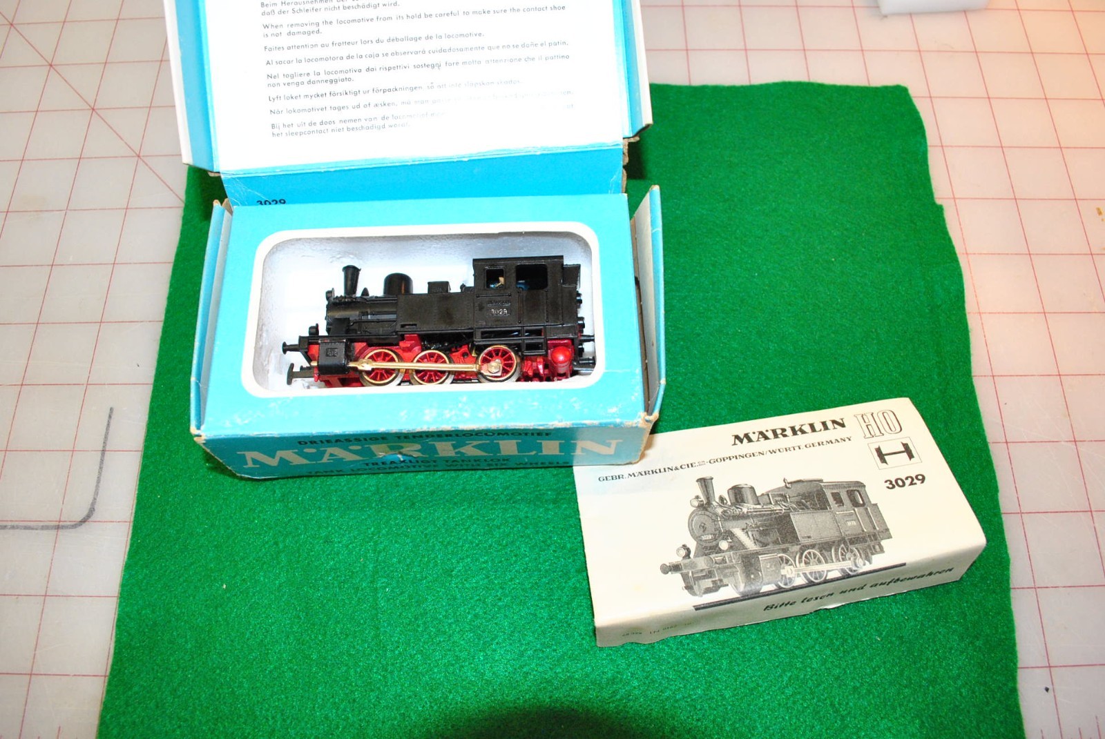 Marklin 3029 HO DB BR 30 0-6-0 Steam Locomotive 3029 Analog AC. Runs well!