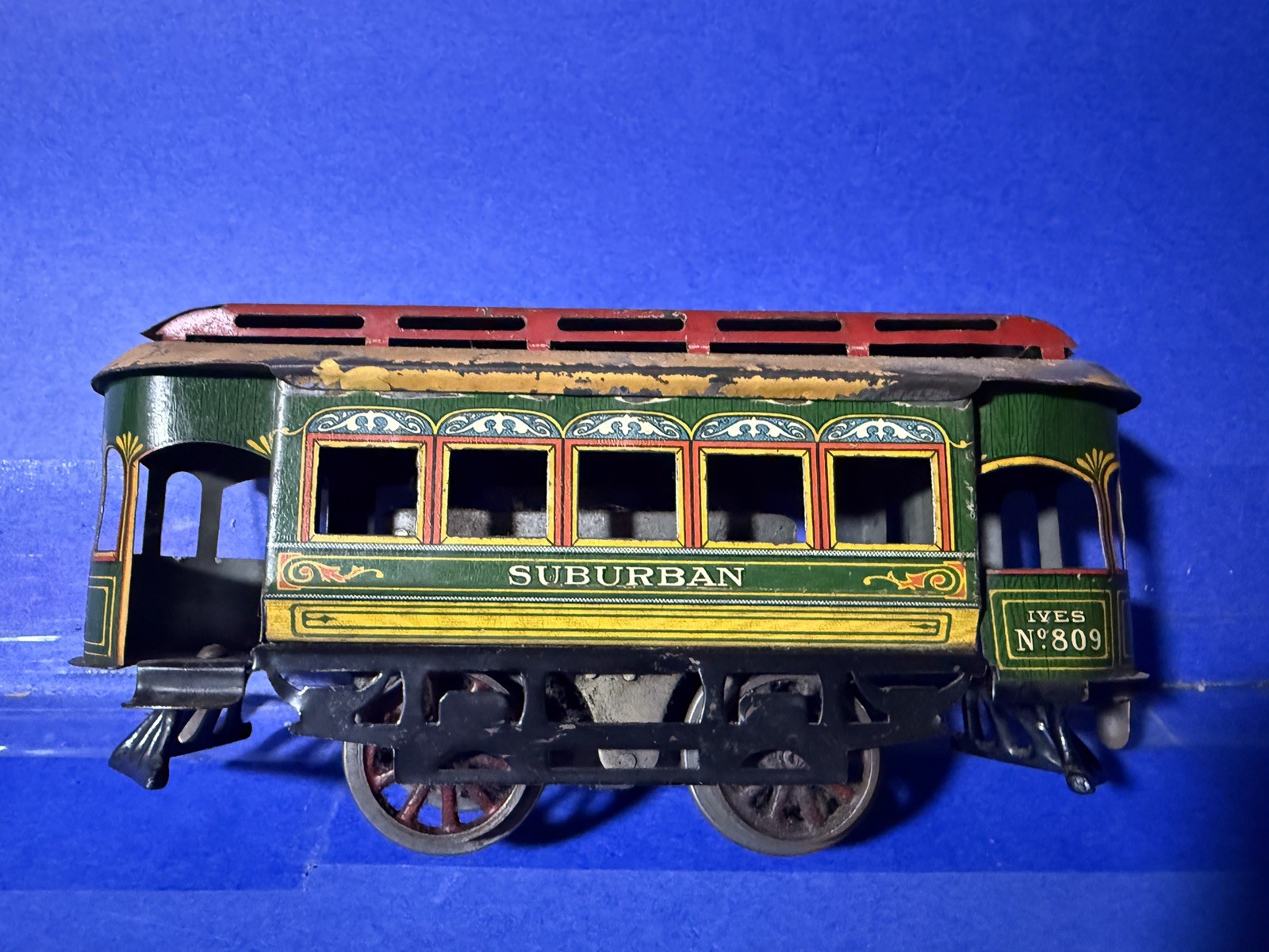 Ives Prewar #809 Suburban Trolley (Powered) —Scarce— (Updates Description)